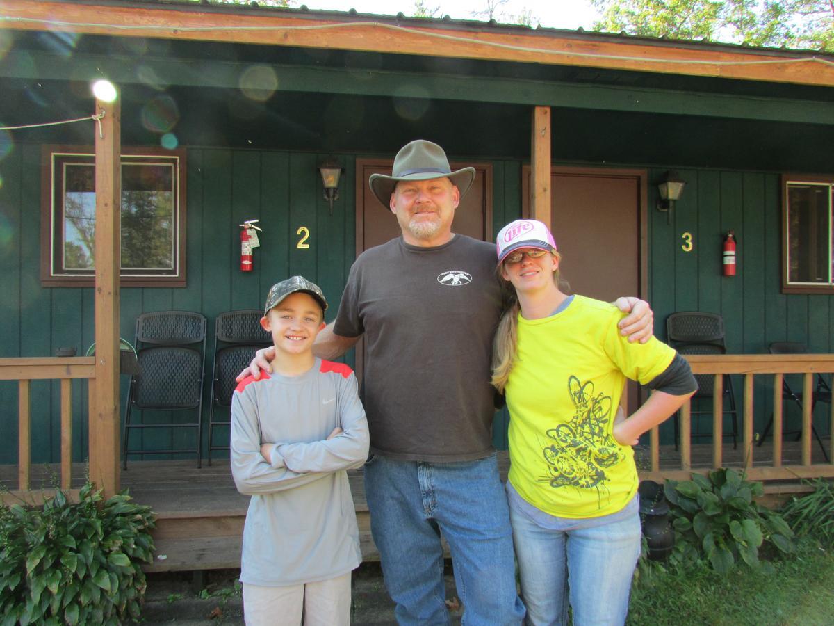 Best Bear Lodge & Campground Irons Exterior foto